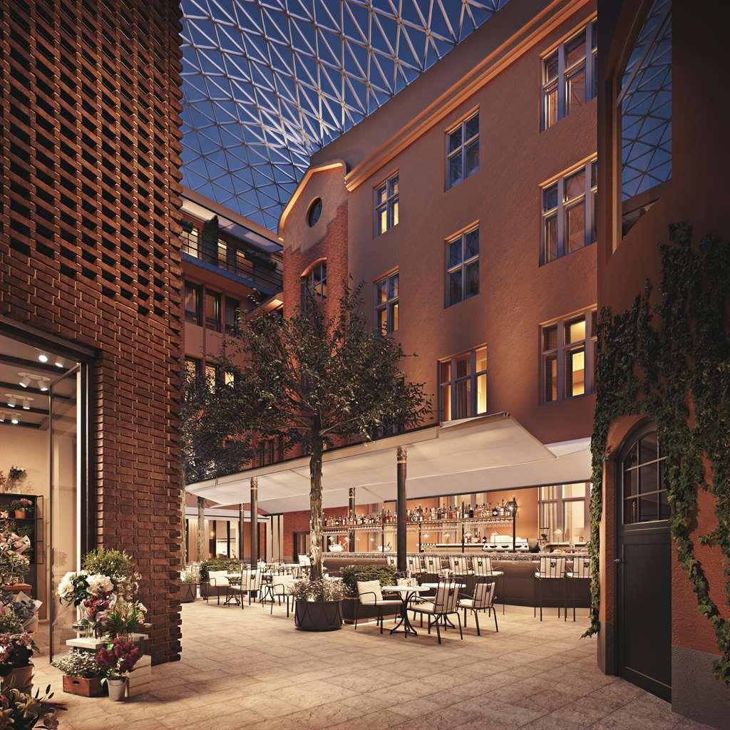 Villa Dagmar Stockholm Nhà hàng bức ảnh The courtyard at the Mandarin Oriental, Munich