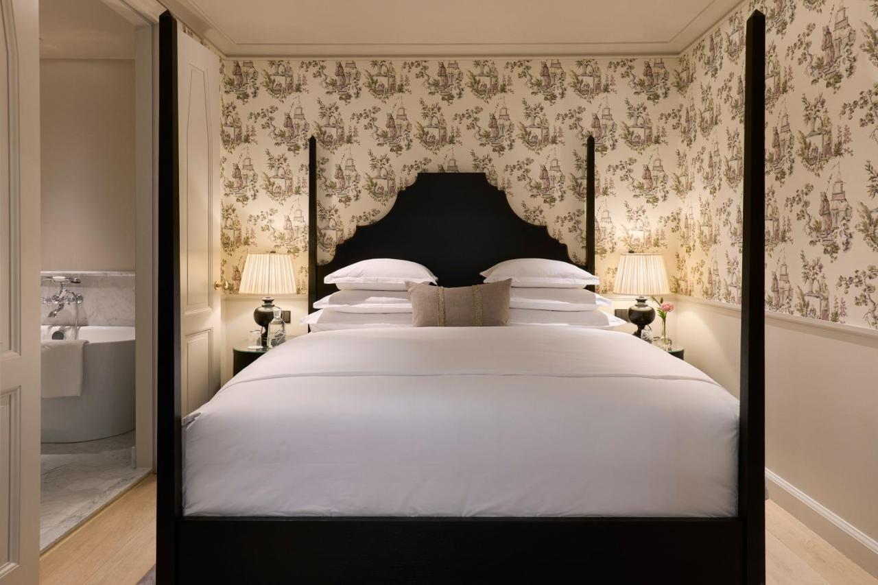 Villa Dagmar Stockholm Ngoại thất bức ảnh A bedroom at The Ivy Hotel